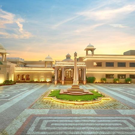 Heritage Village Resort & Spa Manesar-グルガウン エクステリア 写真