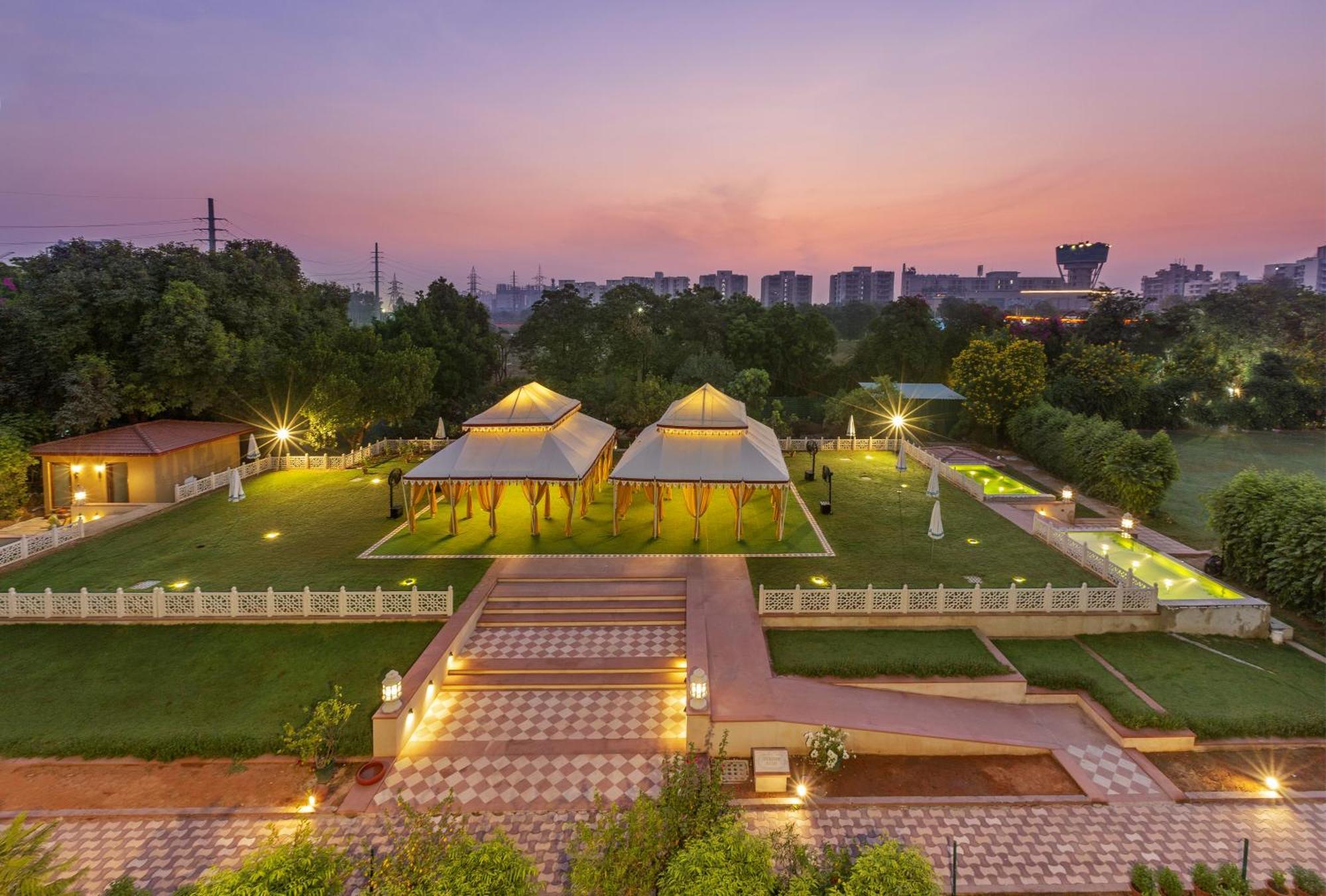 Heritage Village Resort & Spa Manesar-グルガウン エクステリア 写真