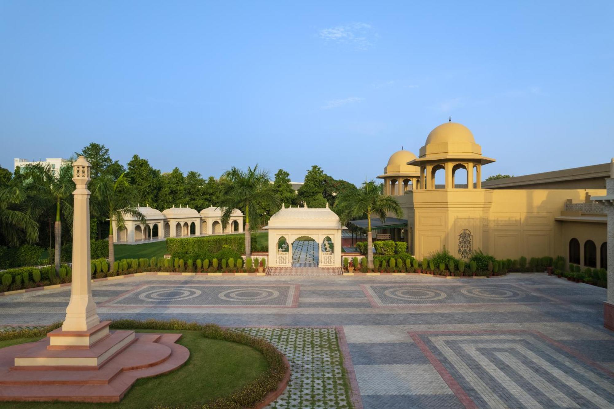 Heritage Village Resort & Spa Manesar-グルガウン エクステリア 写真